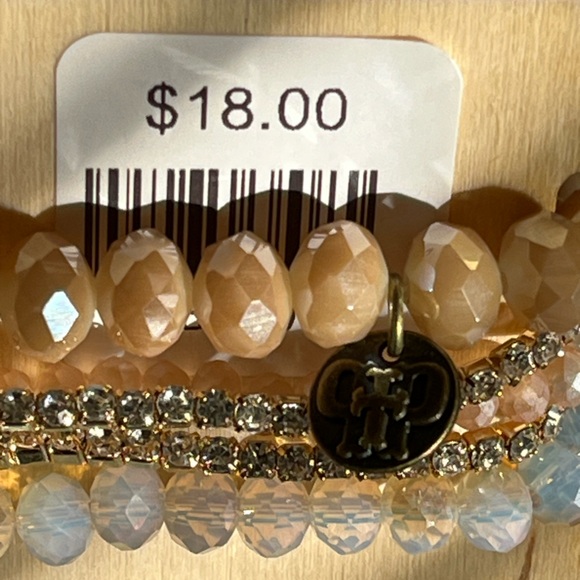 •Stacked Crystal & Rhinestone Bracelets• - Picture 4 of 4